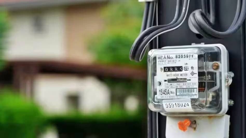 6a1e4c13cb4b6-electricity-consumers-in-uttar-pradesh-receive-relief-photo-itg-022045732-16x9