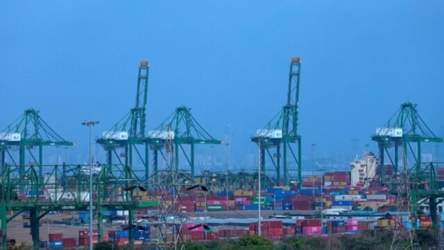 Containers-pile-up-at-JNPT-awaiting-trailer-availability-for-movement-out-of-the-port.-Express-photo-by-Narendra-Vaskar