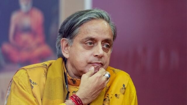 shashi-tharoor-13513563-16x9