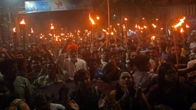 thousands-of-hindus-held-a-protest-march-in-dhaka-on-friday-205640635-16x9_0 (1)